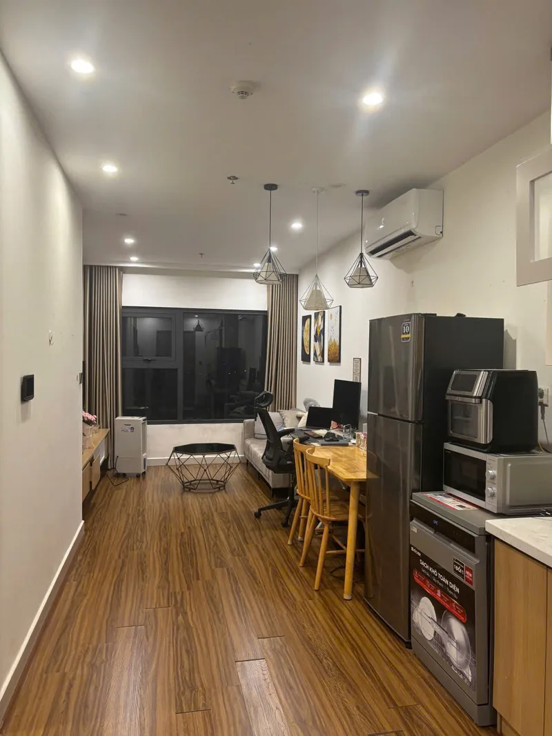 Cho thuê 1 Ngủ S402 Vinhomes Smart City 38m2