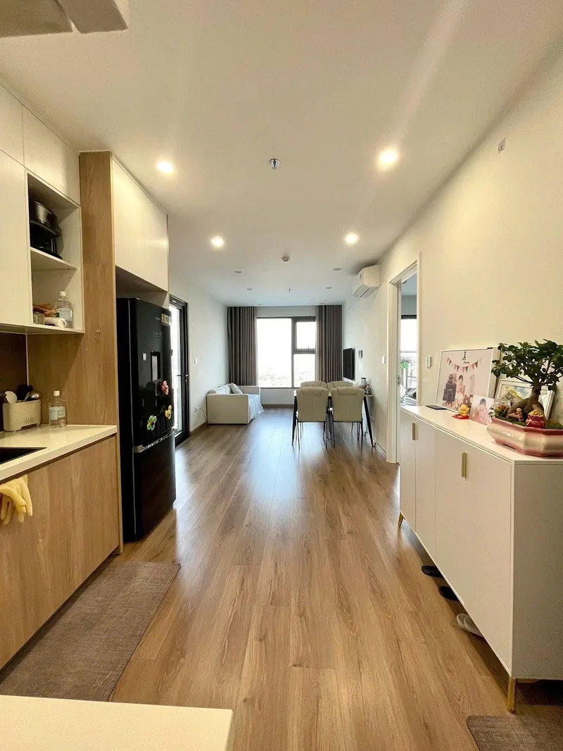 Cho thuê 2 Ngủ I1 Vinhomes Smart City 62m2