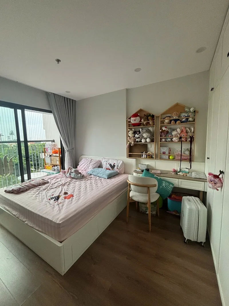 Cho thuê 2 Ngủ I1 Vinhomes Smart City 62m2