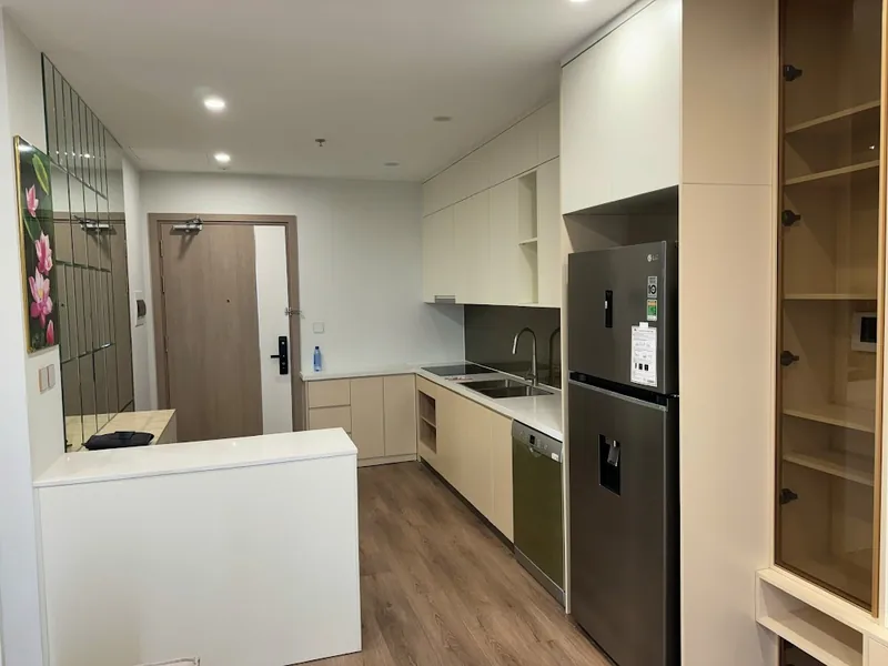 Cho thuê 2 Ngủ + I1 Vinhomes Smart City 63m2