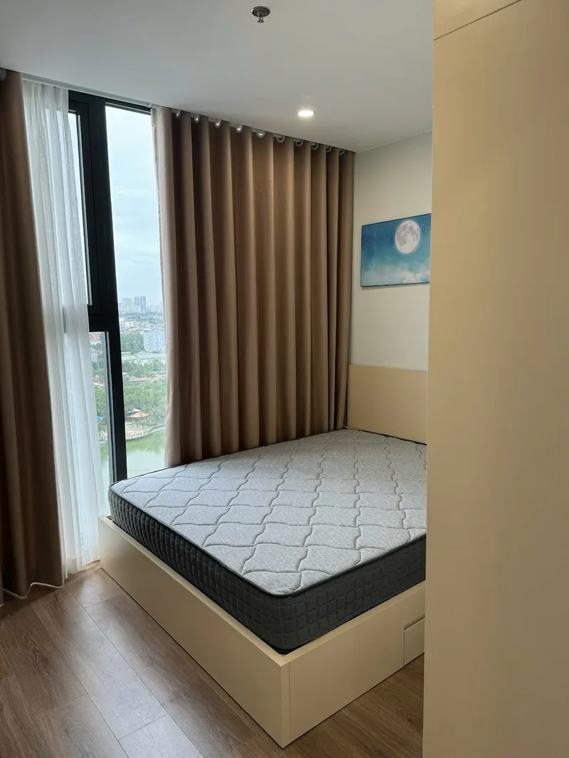 Cho thuê 2 Ngủ + I2 Vinhomes Smart City 63m2