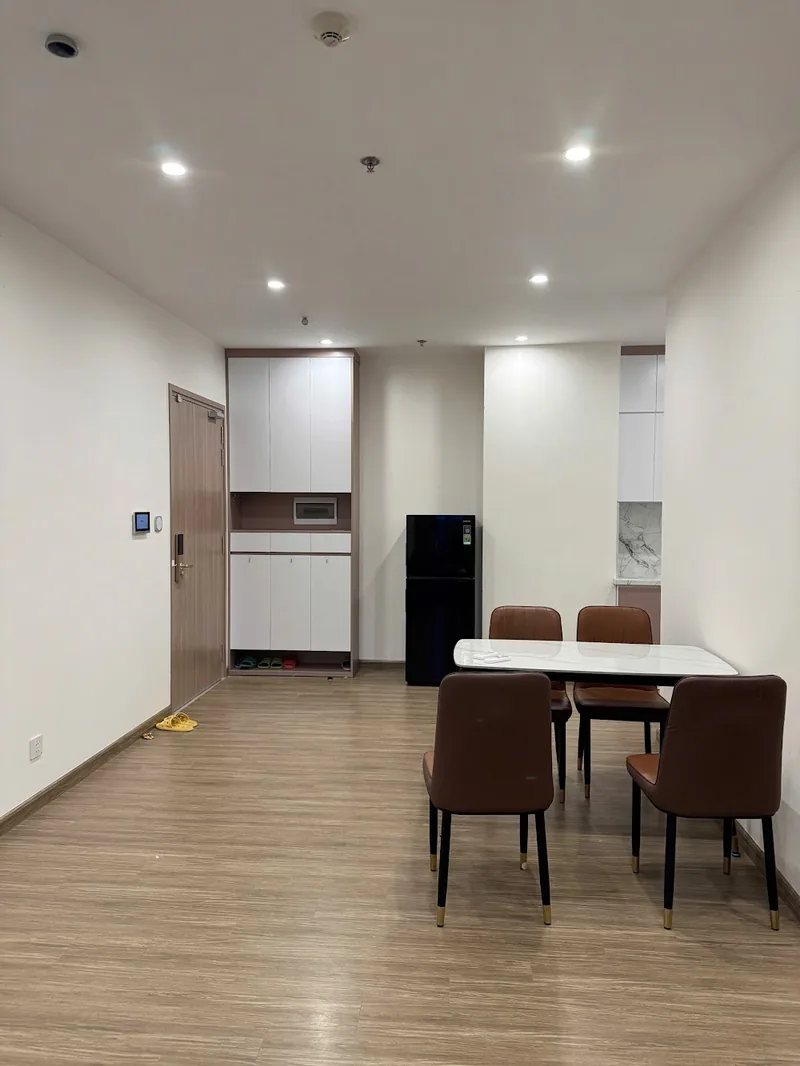 Cho thuê 2 Ngủ GS5 Vinhomes Smart City 72m2