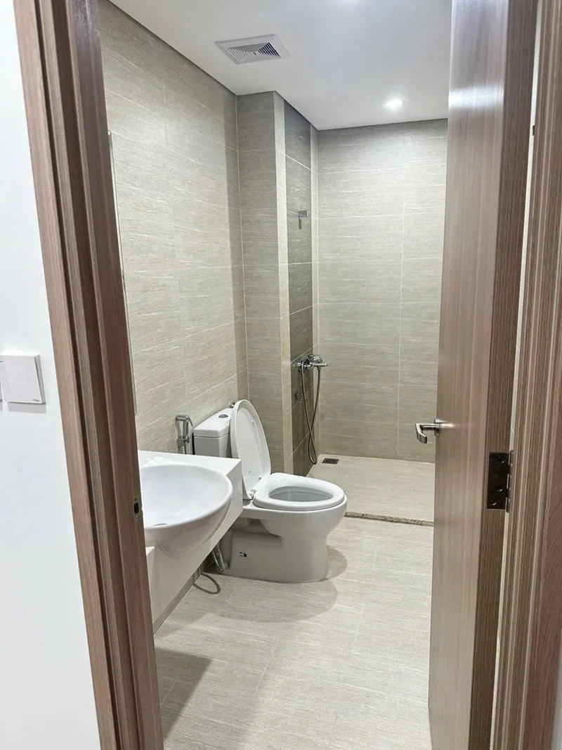 Cho thuê 2 Ngủ SA5 Vinhomes Smart City 62m2