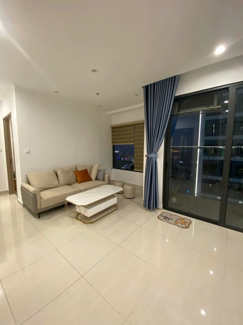 Cho thuê 2 Ngủ + S401 Vinhomes Smart City 64m2