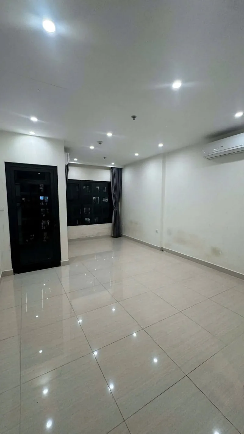 Cho thuê Studio S303 Vinhomes Smart City 28m2