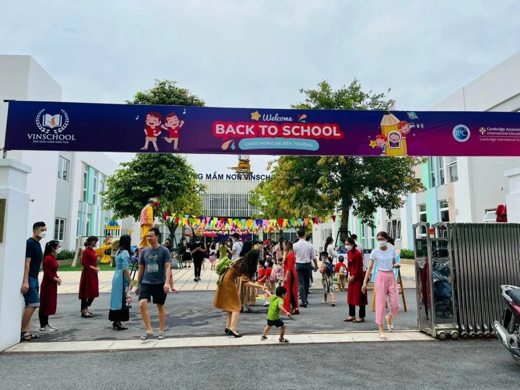 Lễ khai giảng tại trường Vinschool trong khu đô thị Vinhomes Smart City
