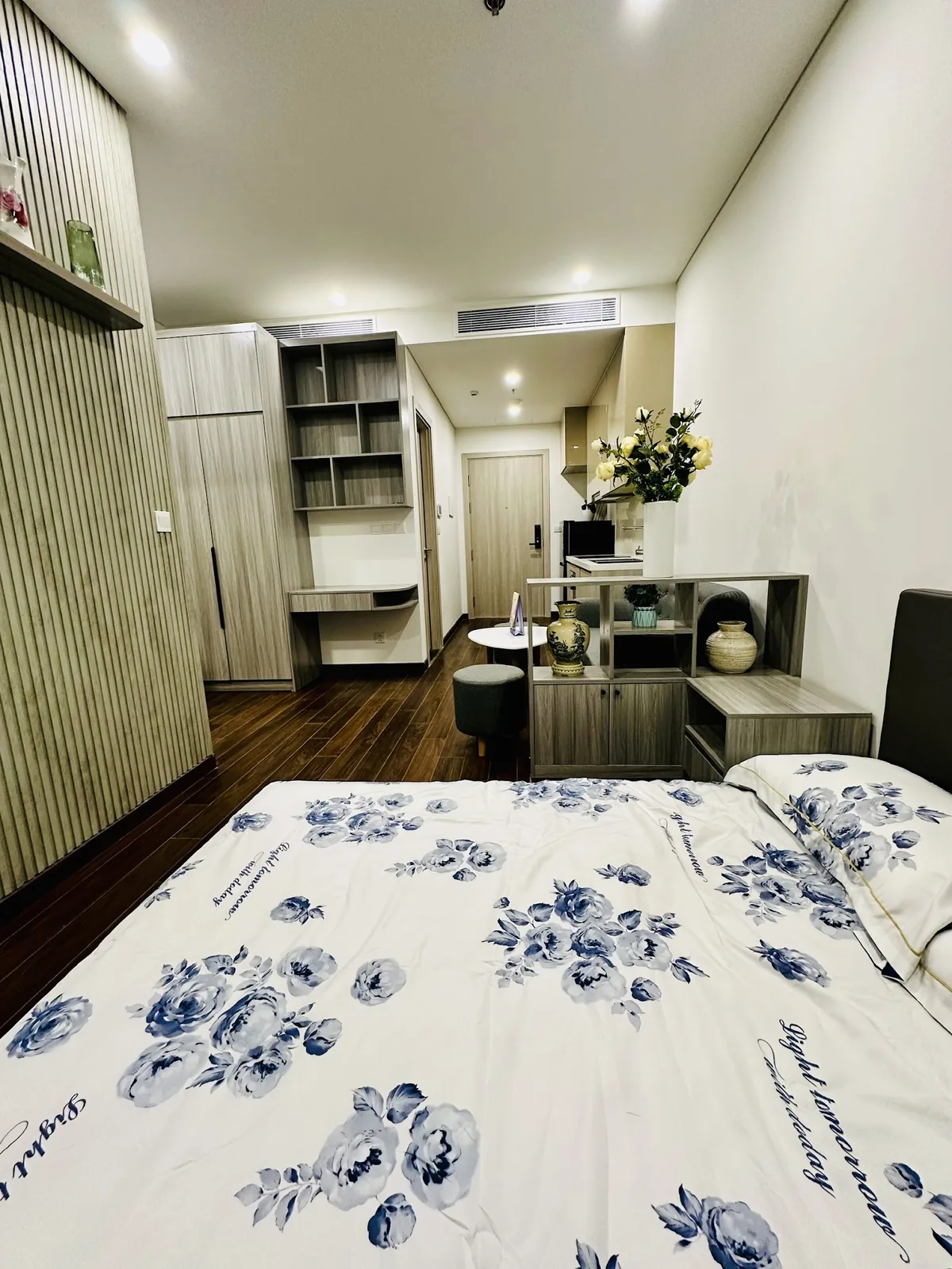 Phòng ngủ căn hộ Studio đang cho thuê tại Vinhomes Smart City