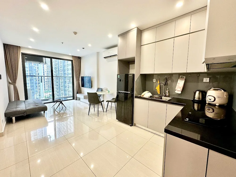 căn hộ 1pn+ vinhomes smart city cho thuê bếp và khách liền mạch