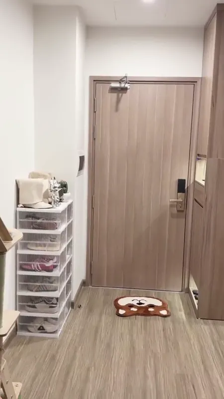 Cho thuê 2 Ngủ + TC1 Vinhomes Smart City 76m2